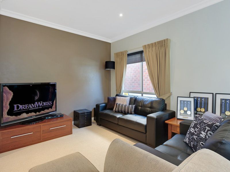 44 Stafford Road SOUTH MORANG, South Morang - Thumbnail 4