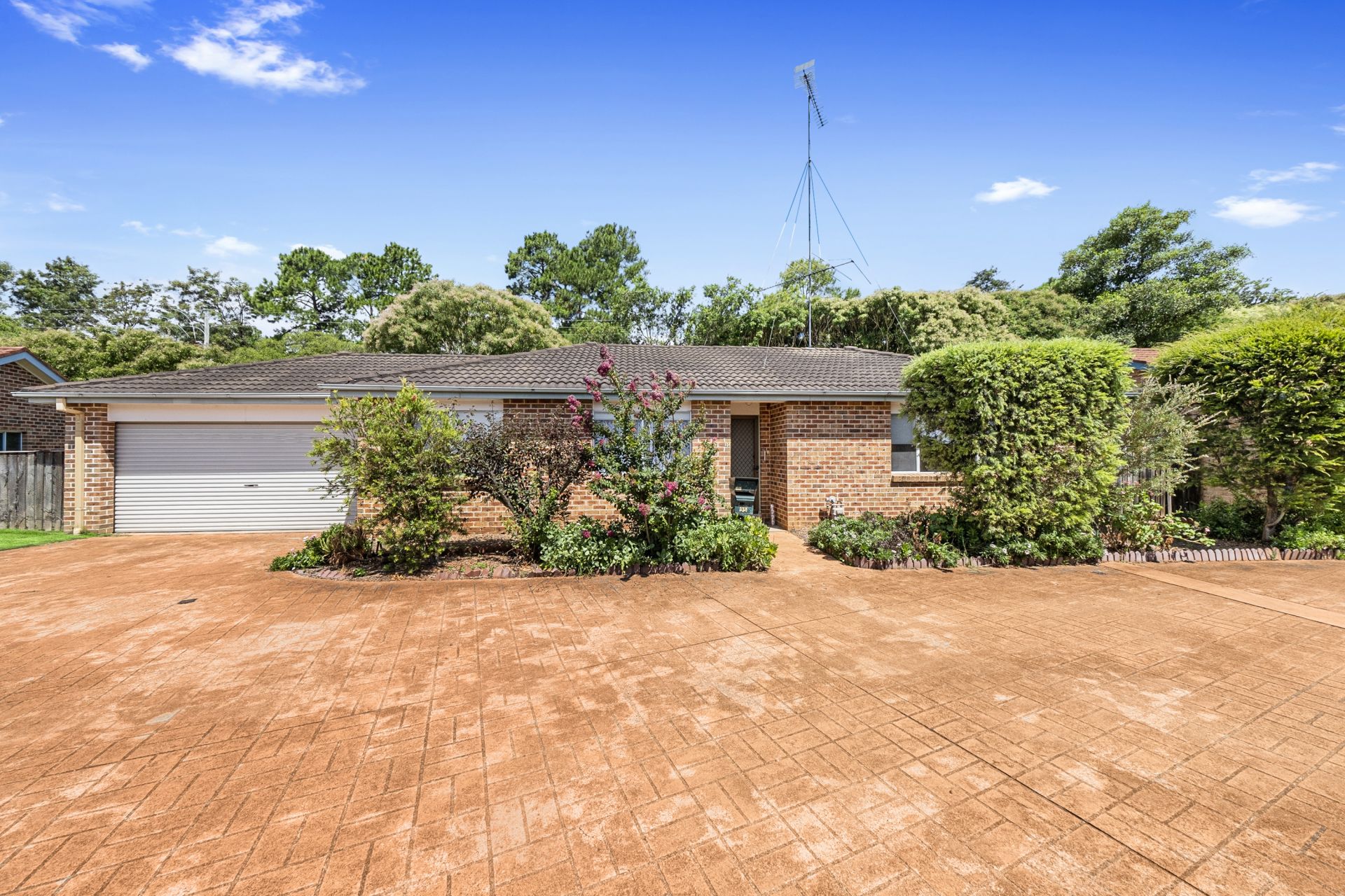 Real Estate For Sale 95 John Tebbutt Place Richmond , NSW