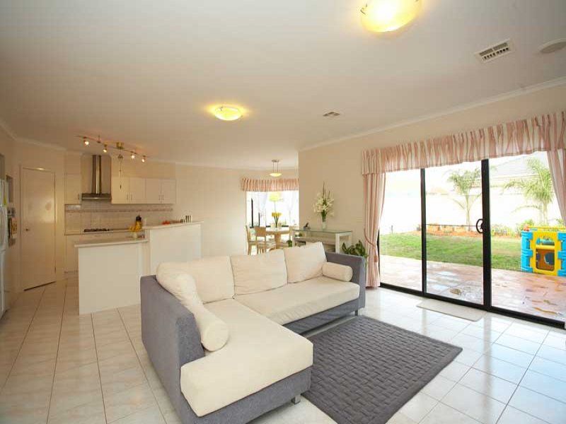 23 Aviemore Way, Point Cook - Thumbnail 6
