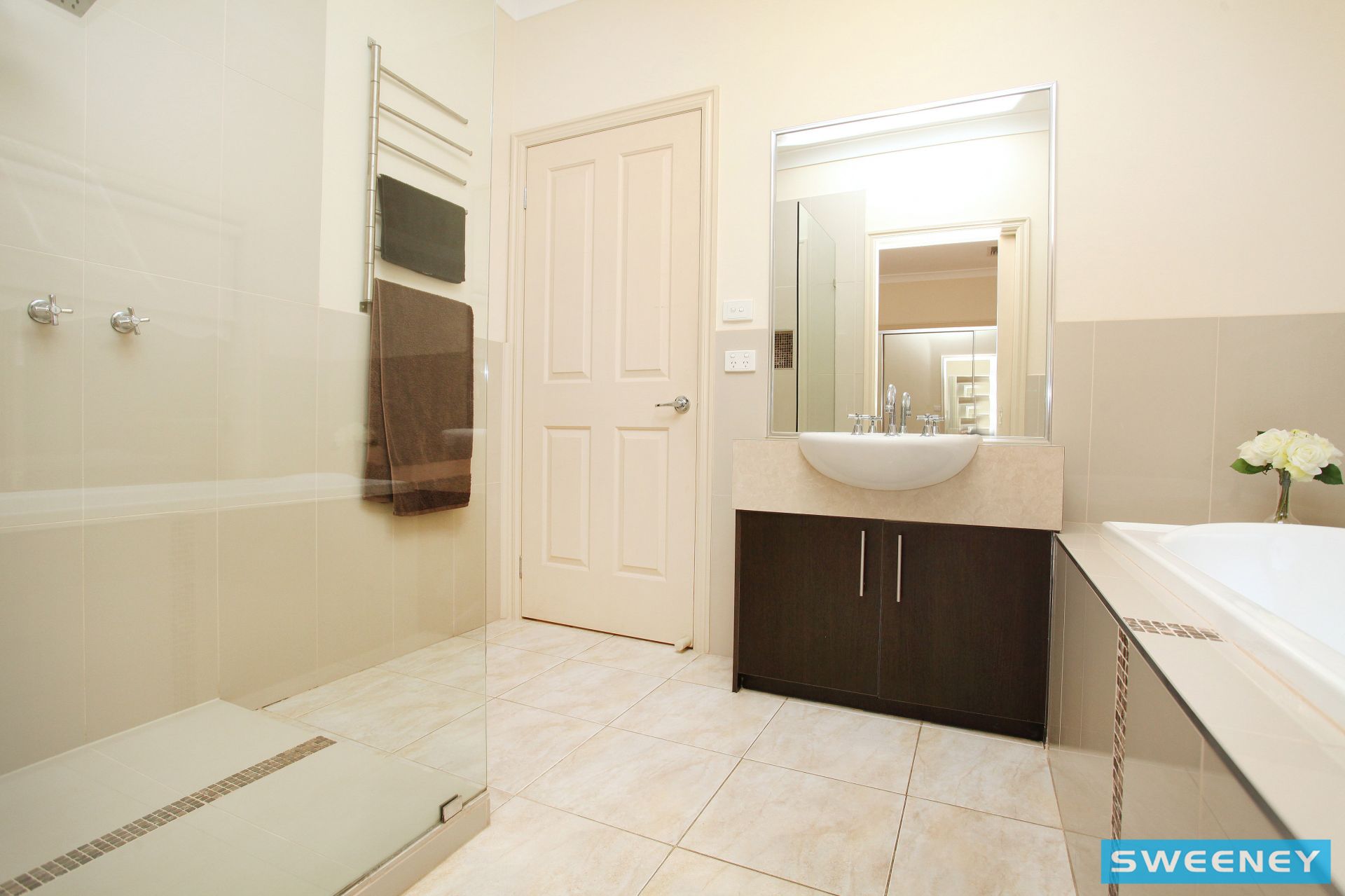 33 Studley Parkway, Caroline Springs - Thumbnail 6