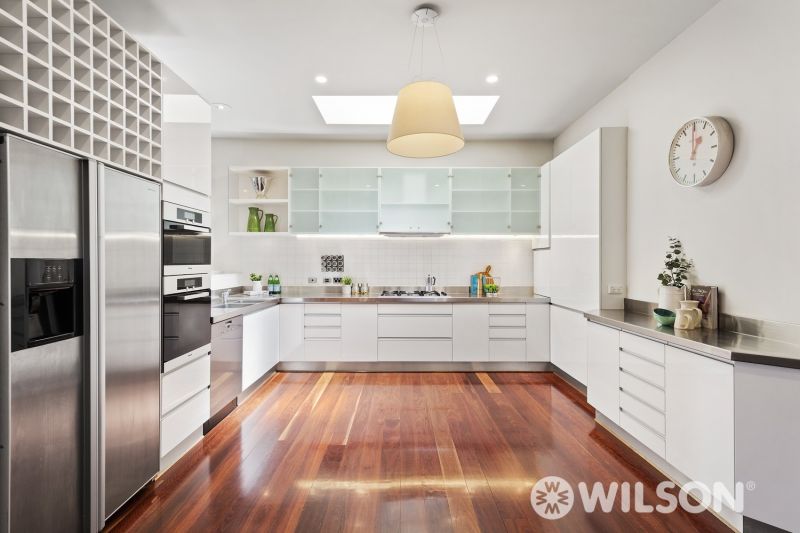 327 Beaconsfield Parade, St Kilda West