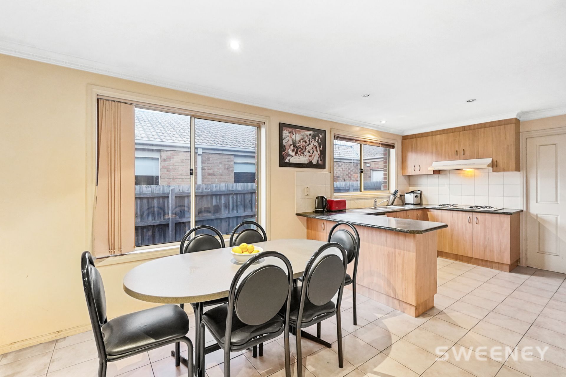 8 McAree Court, Altona Meadows - Thumbnail 6