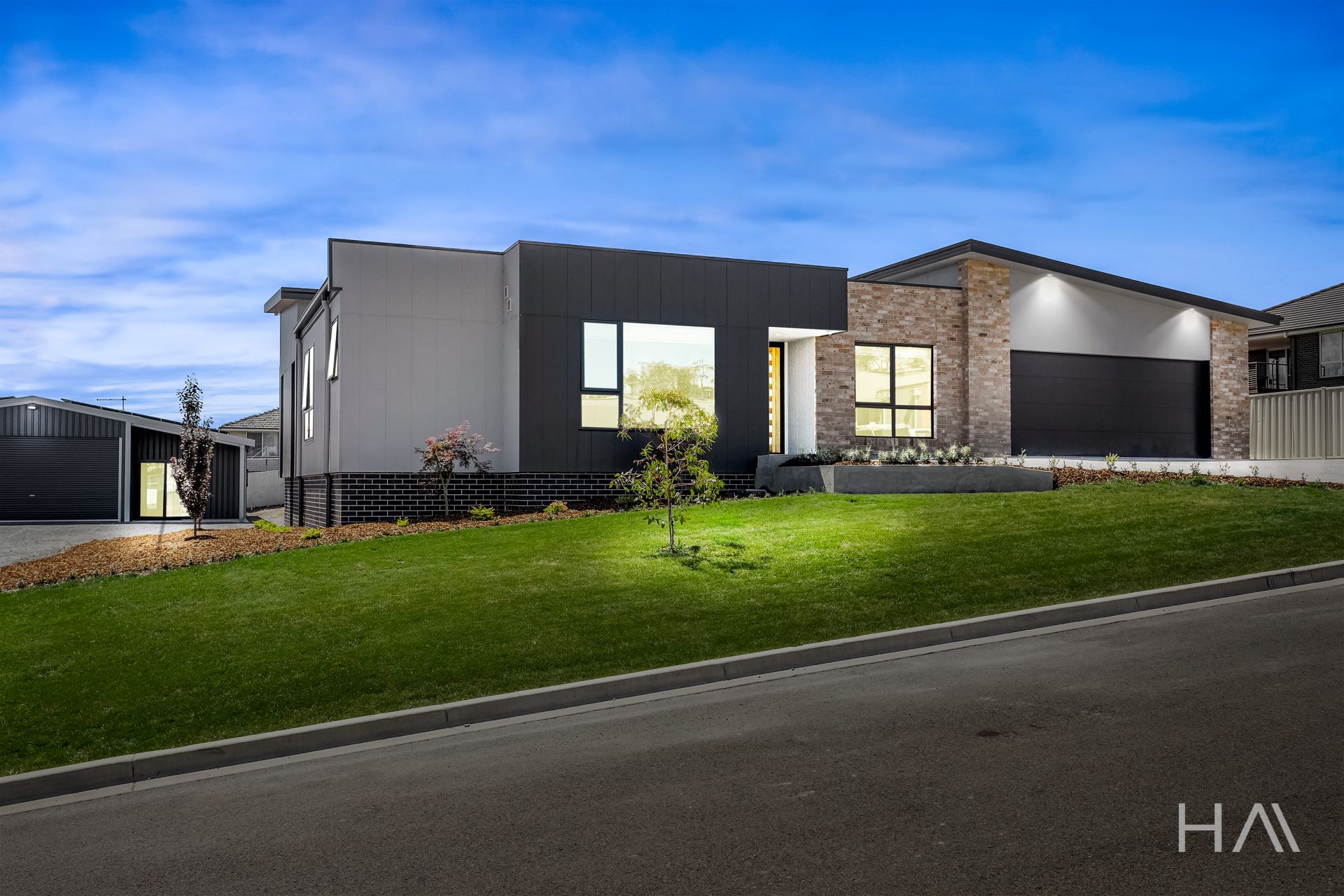 8 Tenzing Drive St Leonards, St Leonards - Thumbnail 2
