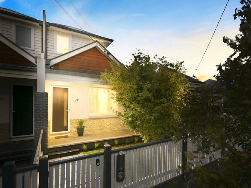 Contemporary Family Home in a Quiet Precinct