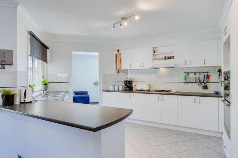 189 Halletts Way, Bacchus Marsh - Thumbnail 3