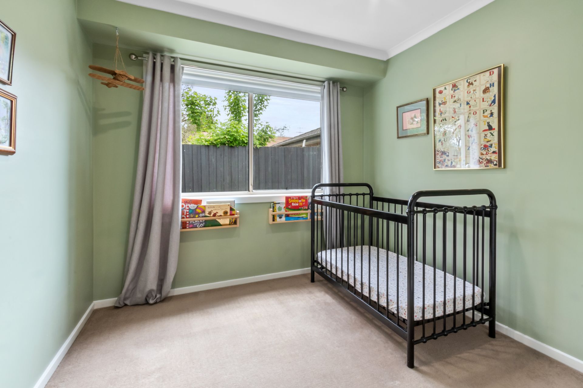 Versatile floorplan with spacious backyard