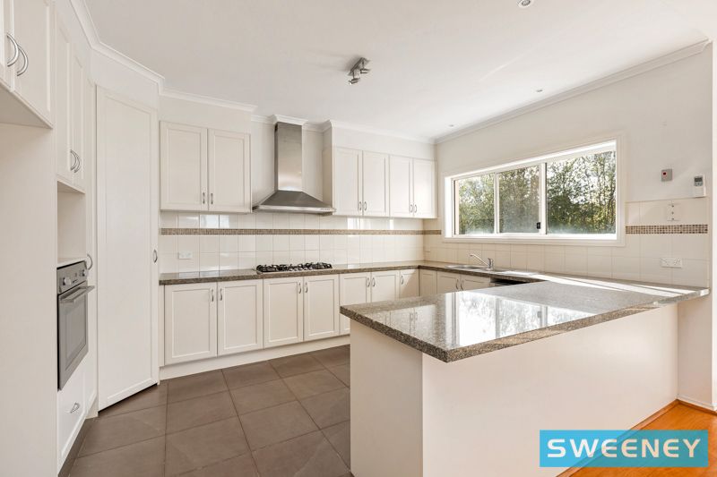 15 Springbrook Place, Sanctuary Lakes - Thumbnail 3