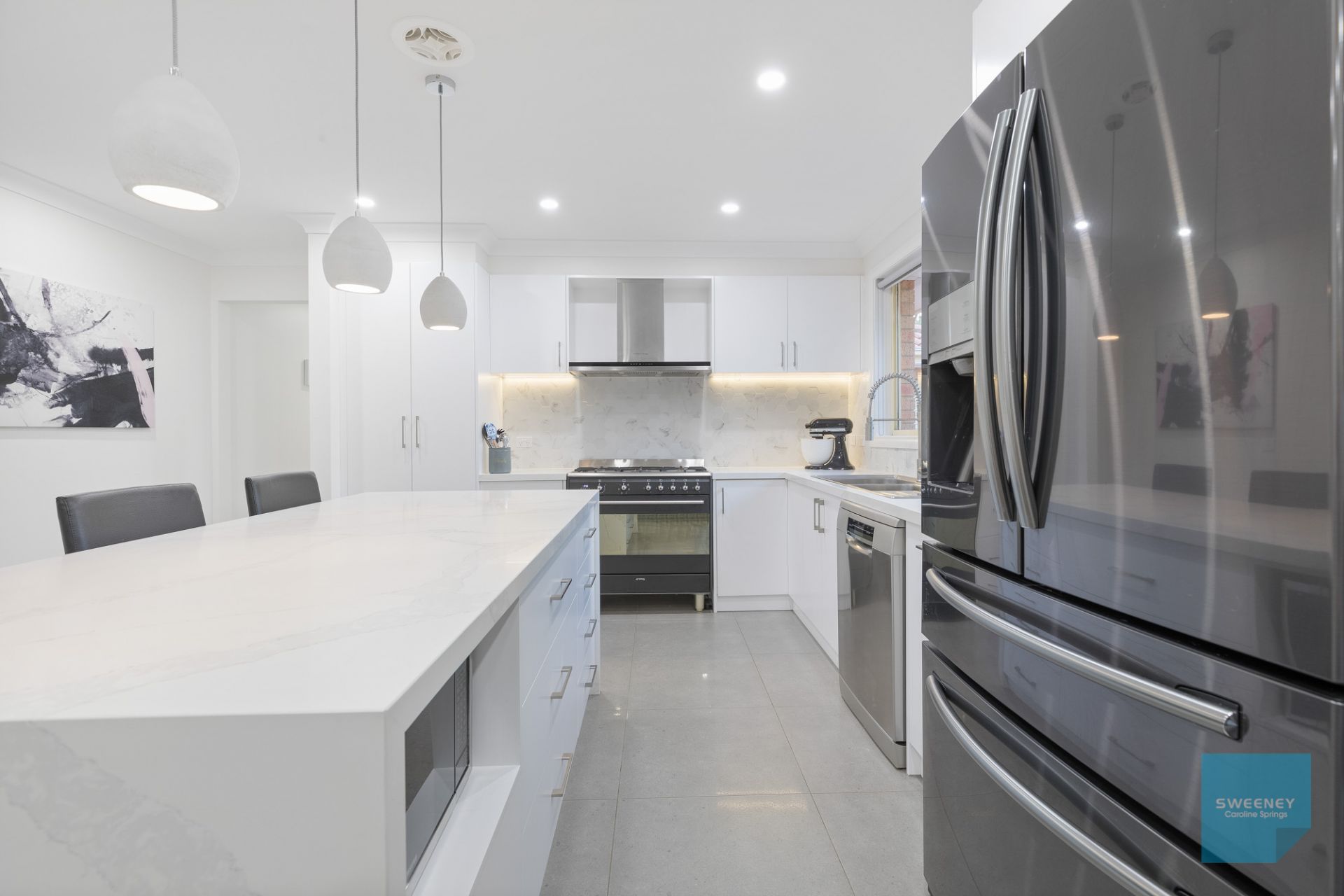 8 Abbington Crescent, Caroline Springs - Thumbnail 4