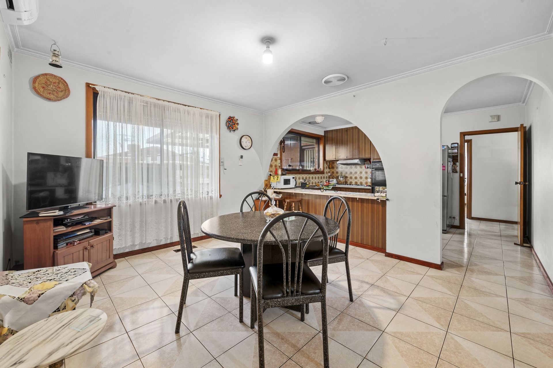CLASSIC ELEVATED BEAUTY - LAND APPROX 770m2