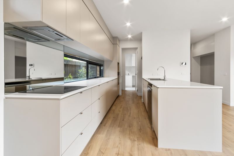 3/27 Jenkin Street, Reservoir