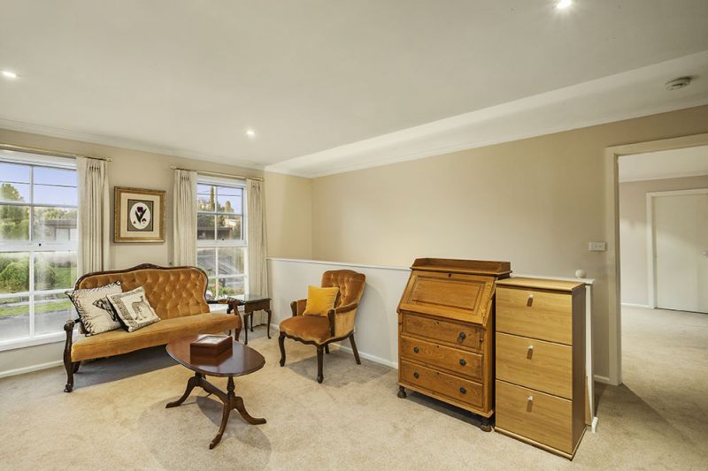 2 Chiltern Court, Doncaster East - Thumbnail 4