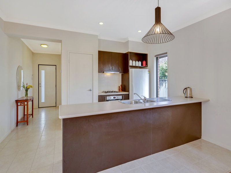 33 Erskine Road MERNDA, Mernda - Thumbnail 6