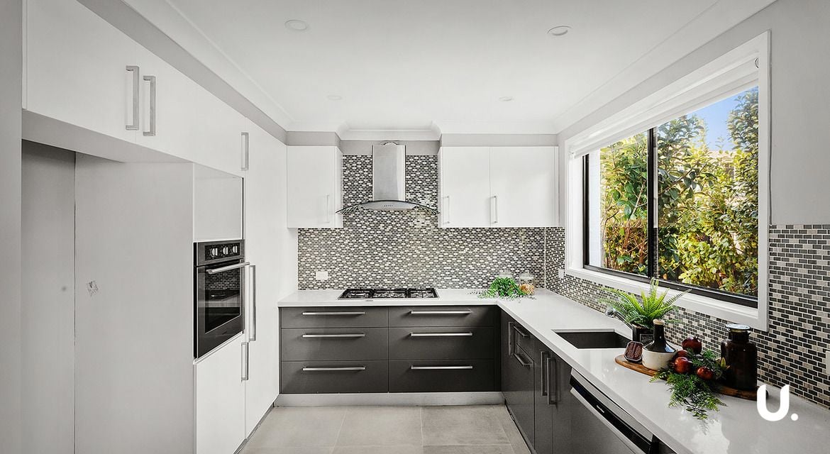 Rouse Hill 32 Greygum Avenue