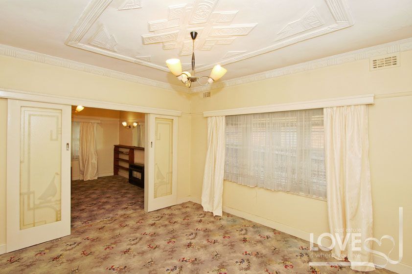 PERFECTLY LOCATED THREE BEDROOM HOME