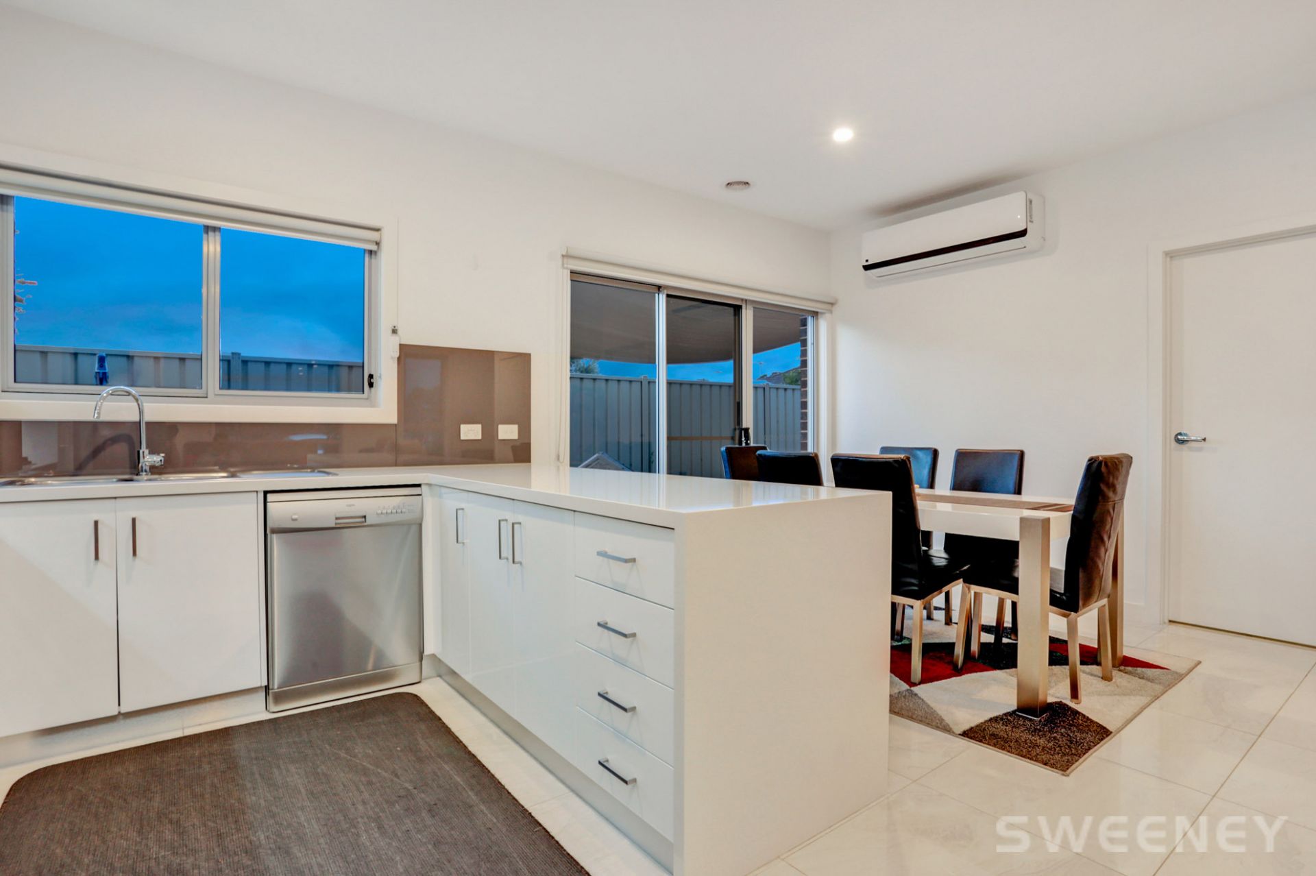 22 Glade Avenue, Altona North - Thumbnail 4