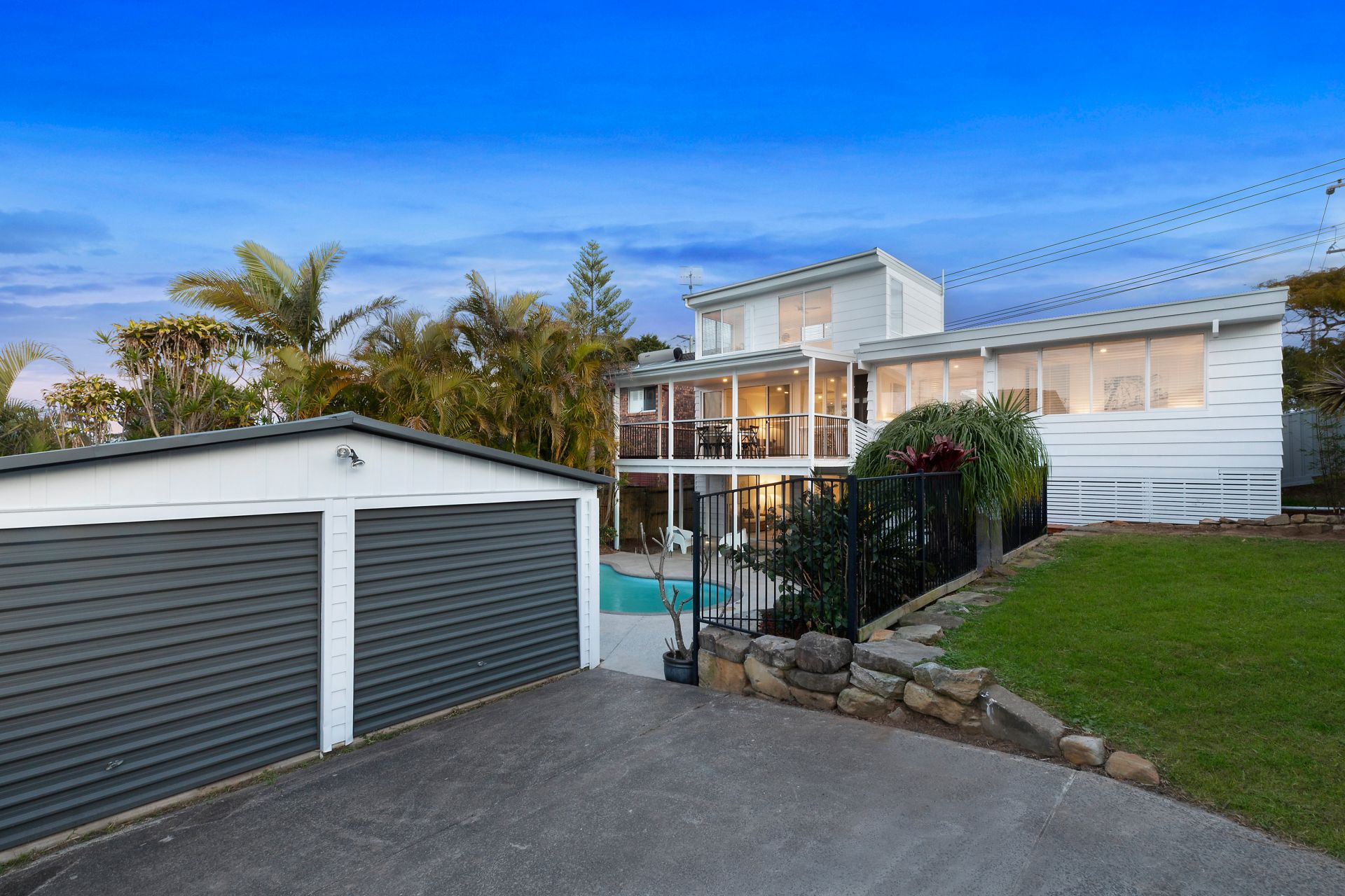 11 Curzon Avenue, Bateau Bay Whiteman Property