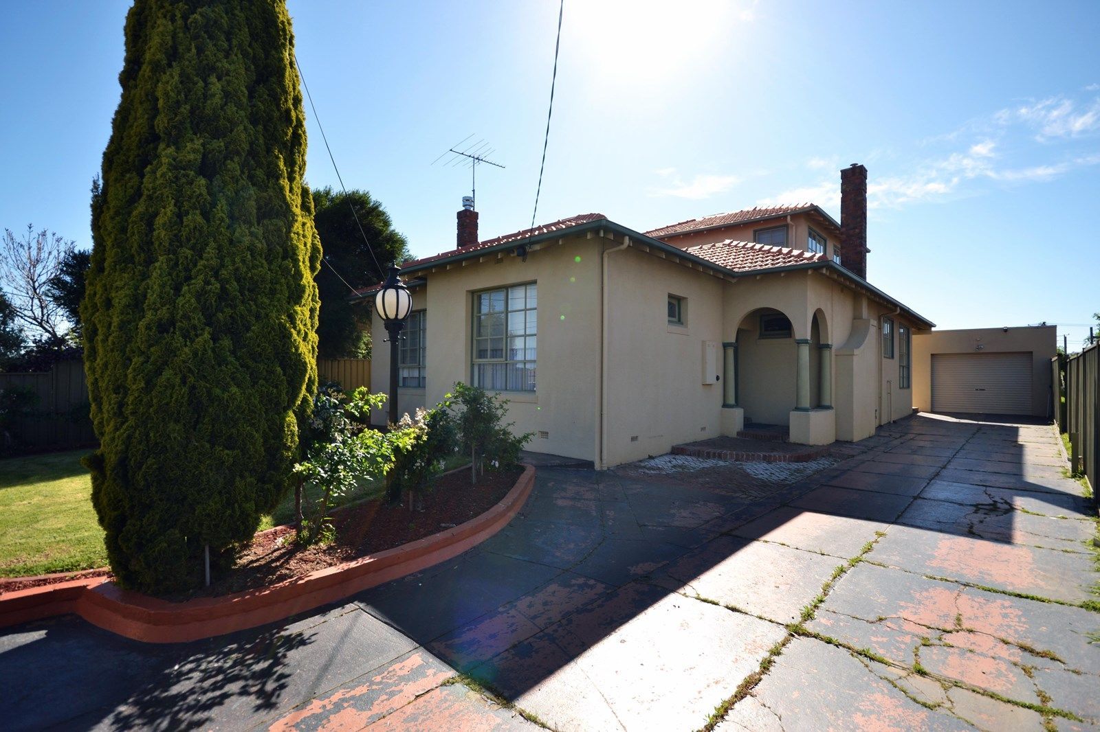 Perfectly Positioned Family Home!