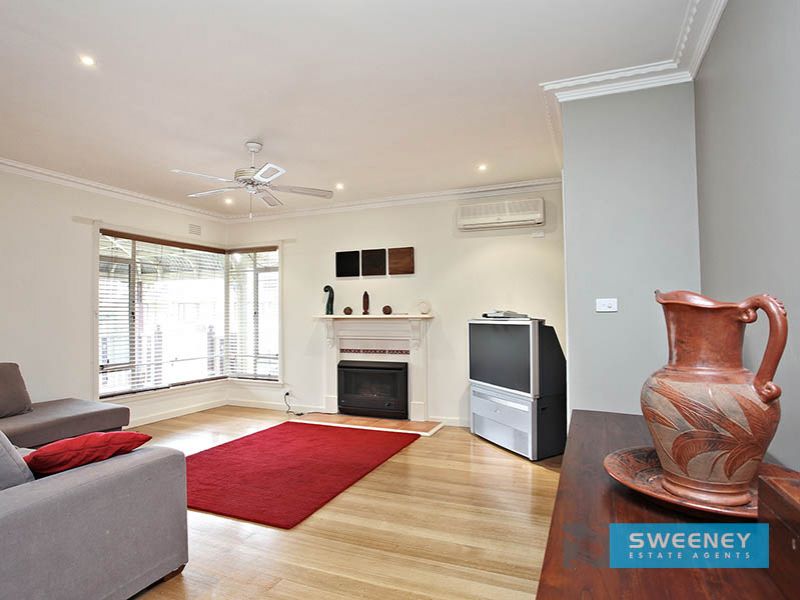 25 Myrtle Grove, Altona - Thumbnail 3