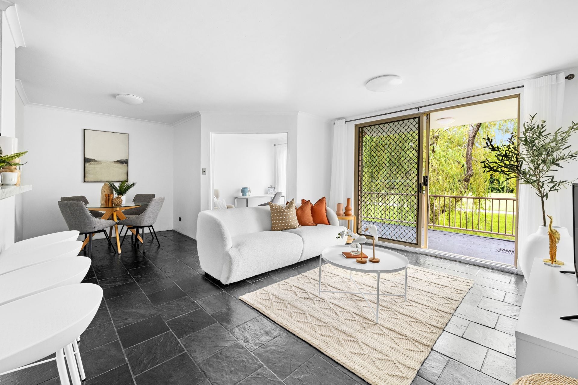 43/3 Ramu Close, Sylvania Waters, Sylvania Waters - Thumbnail 2