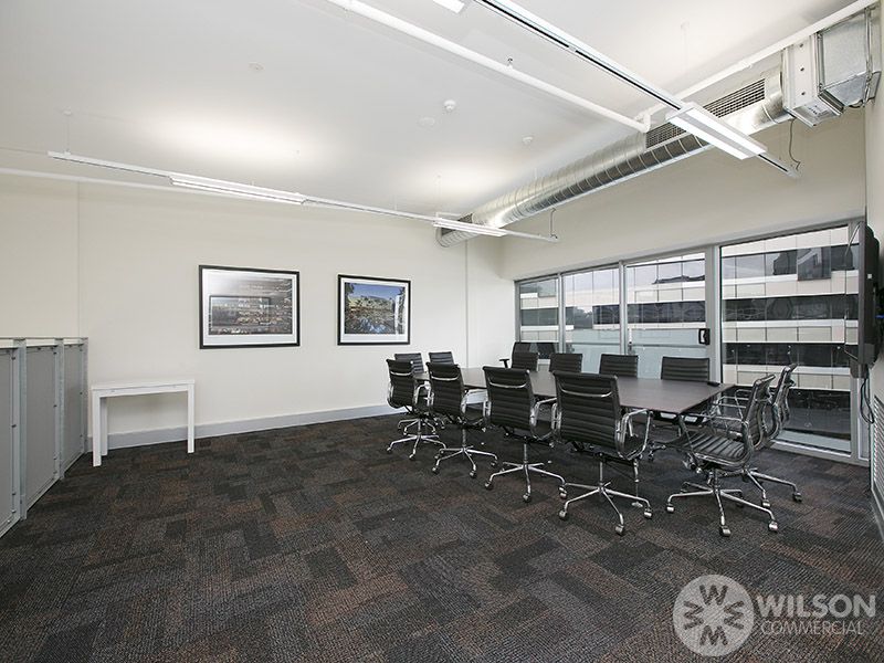 4.03/838 Collins Street, Docklands