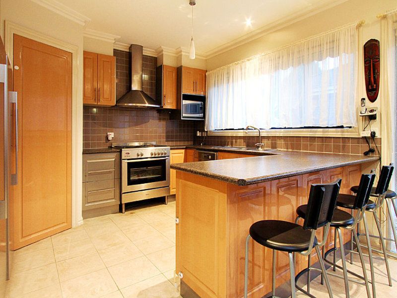 22 Thrush Street SOUTH MORANG, South Morang - Thumbnail 7