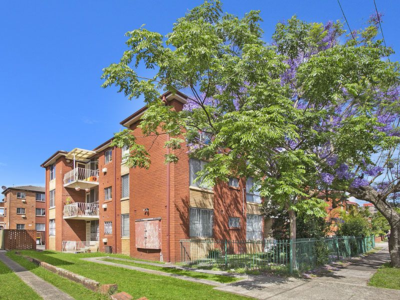 12/12 Barber Avenue EASTLAKES NSW, Eastlakes - Image 1