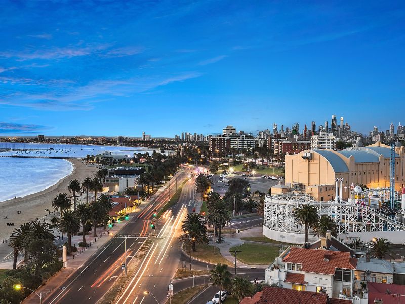 5H/12 Marine Parade, St Kilda