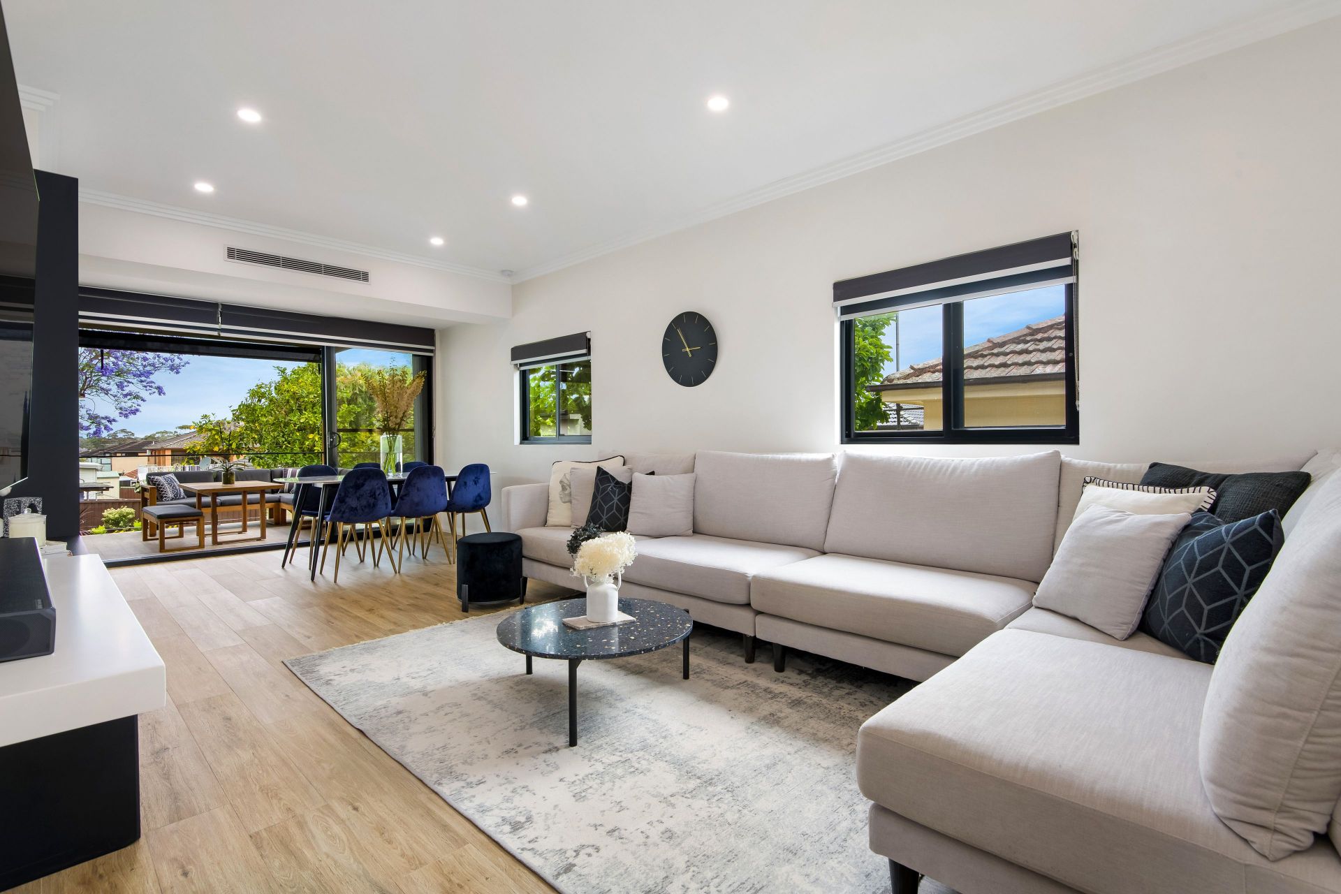 10 Farnham Avenue, ROSELANDS, Roselands - Thumbnail 4