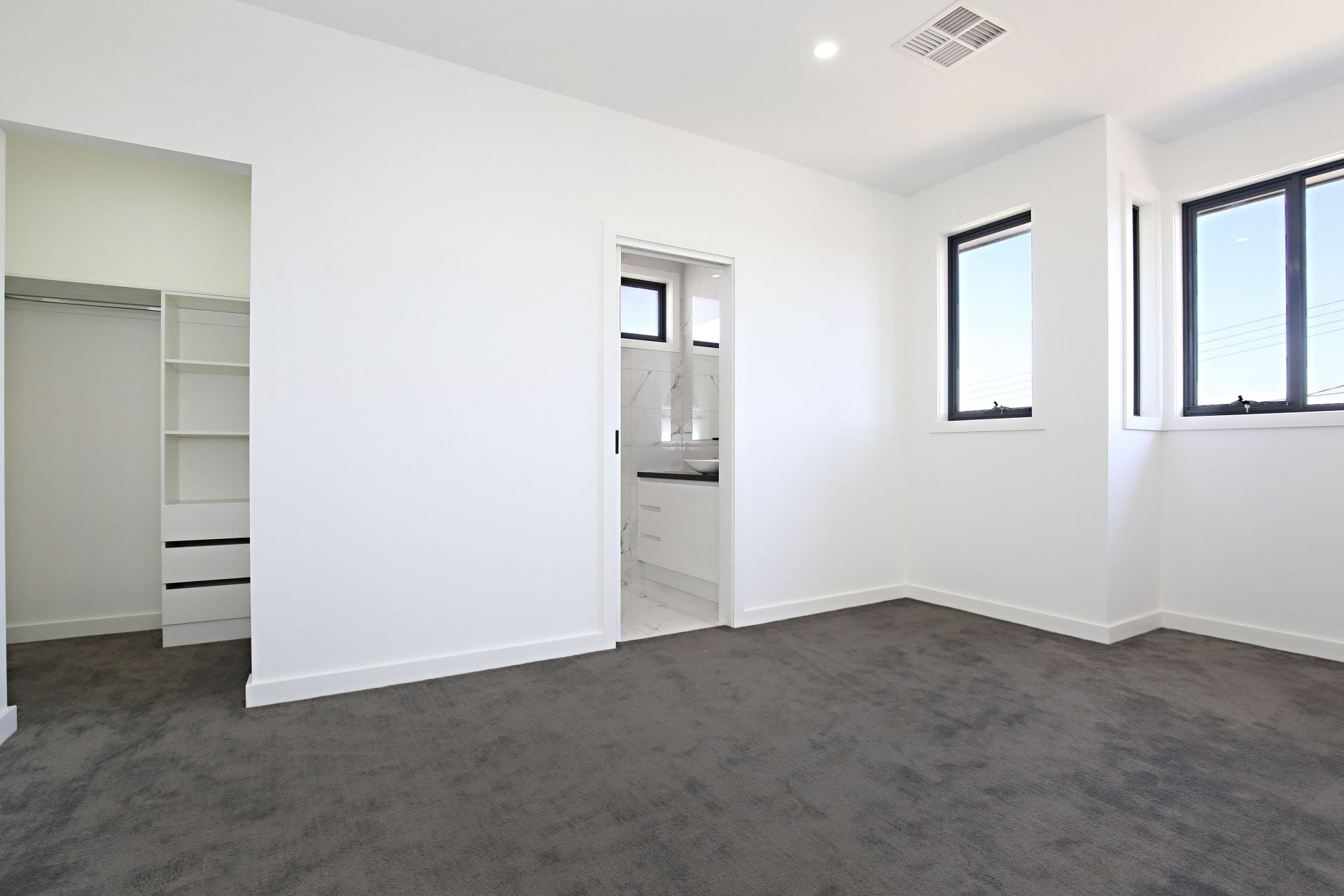 As New boutique townhouse!