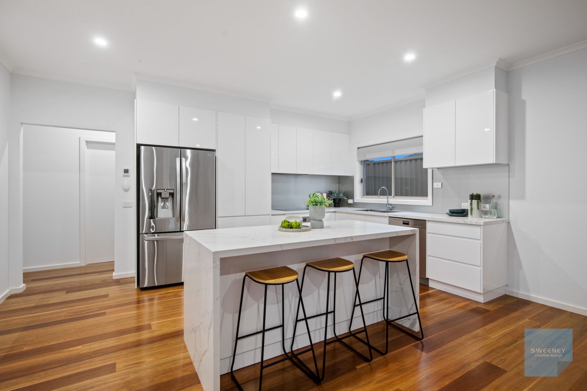 2/21 Jade Way, Hillside - Thumbnail 3