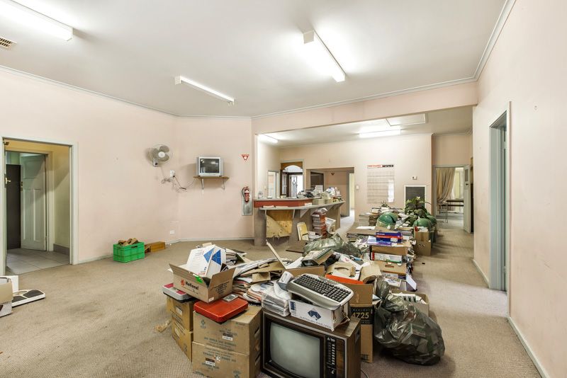104 Gordon Street, Footscray - Thumbnail 3