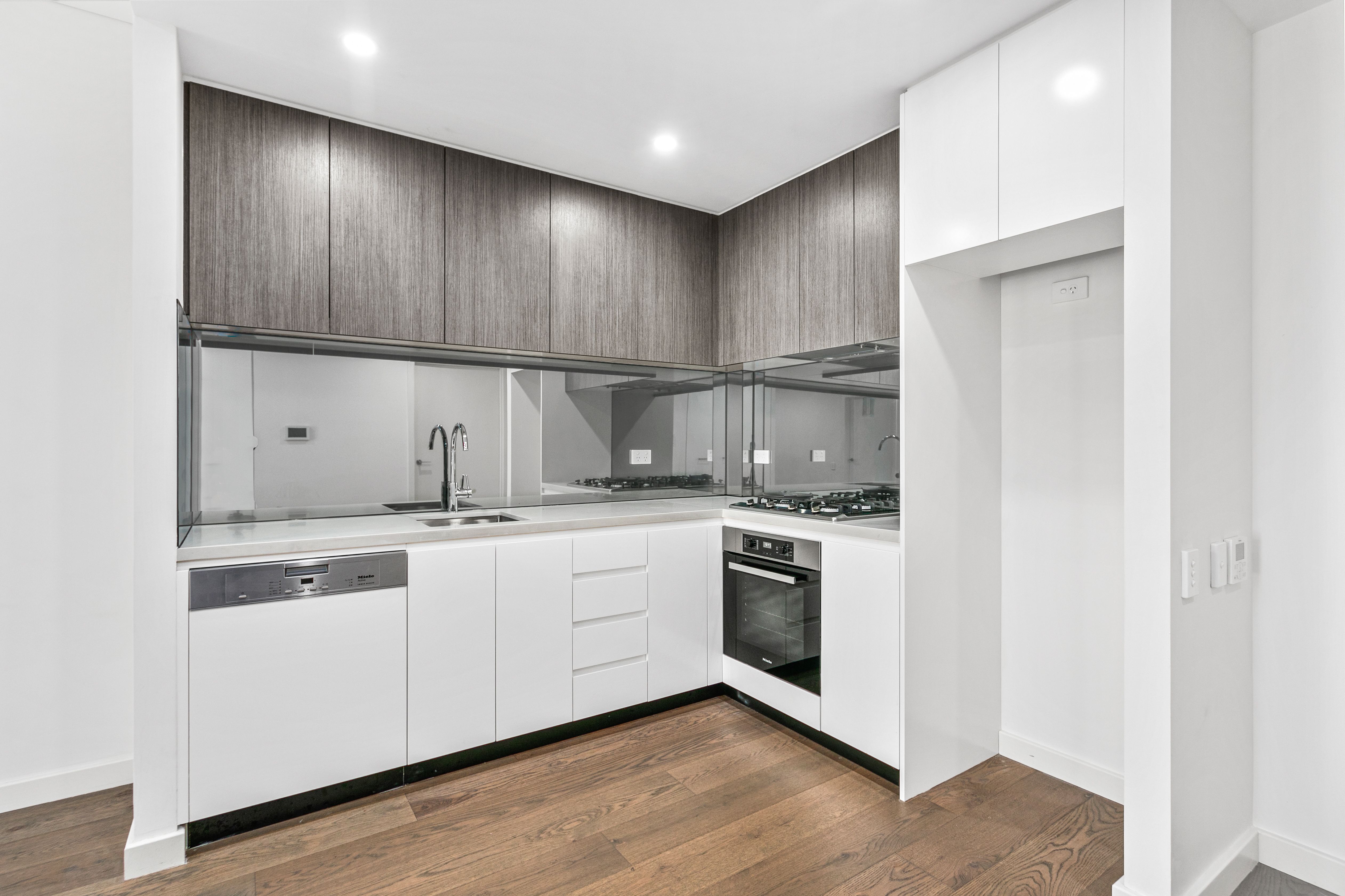 703/7 Garrigarrang Avenue, Kogarah