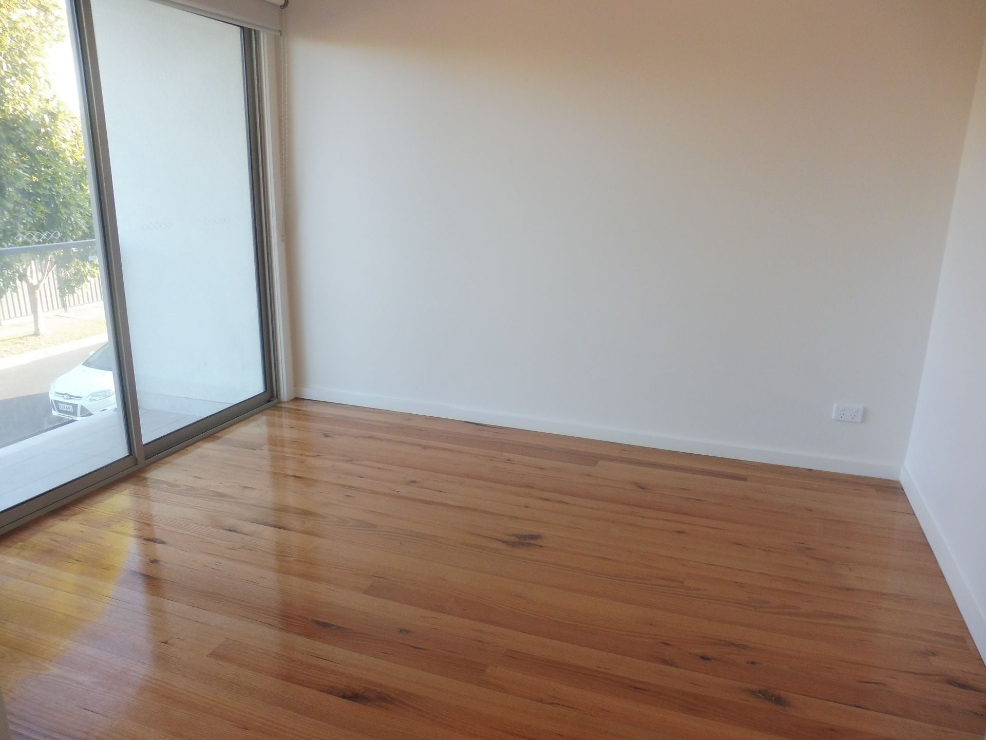 STUNNING TOWNHOUSE IN A QUIET LOCATION