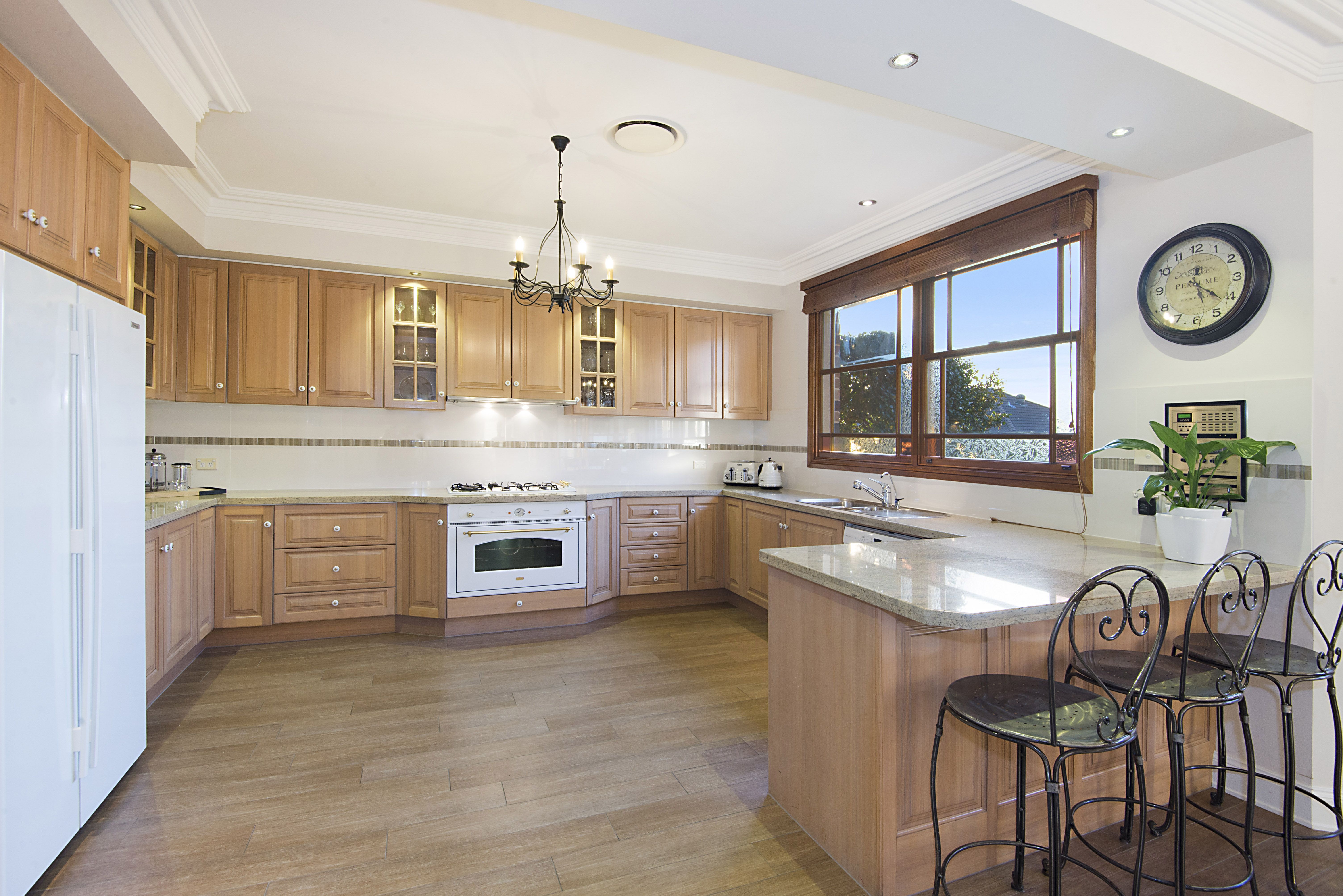 Real Estate For Sale 10 Wardington Rise Bella Vista , NSW