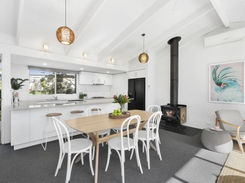 9 Kurrajong Avenue AIREYS INLET VIC, Aireys Inlet - Thumbnail 5
