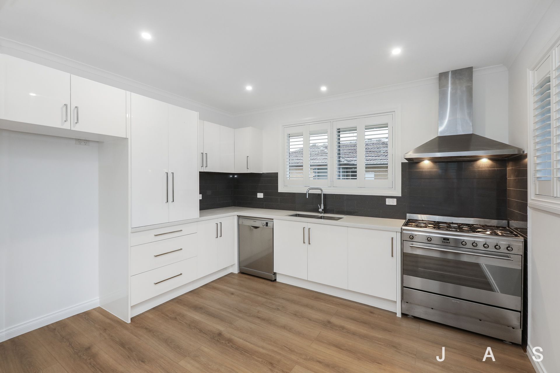 64 Everard Street Footscray VIC, Footscray - Thumbnail 5
