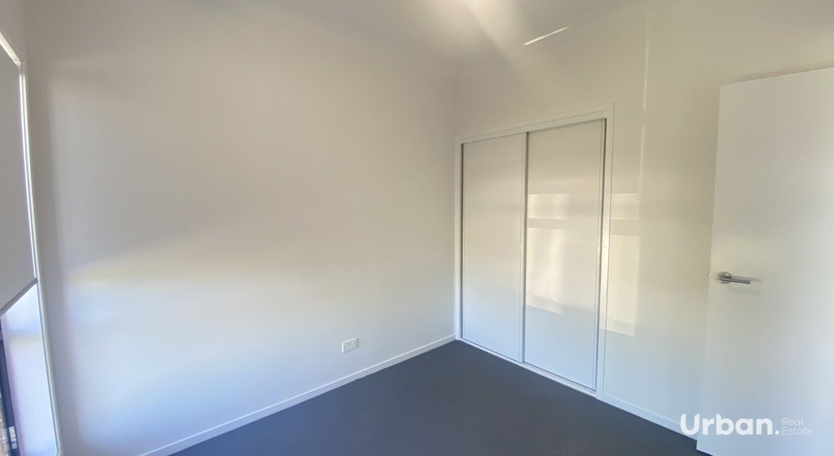Lochinvar 2/193 Robert Road