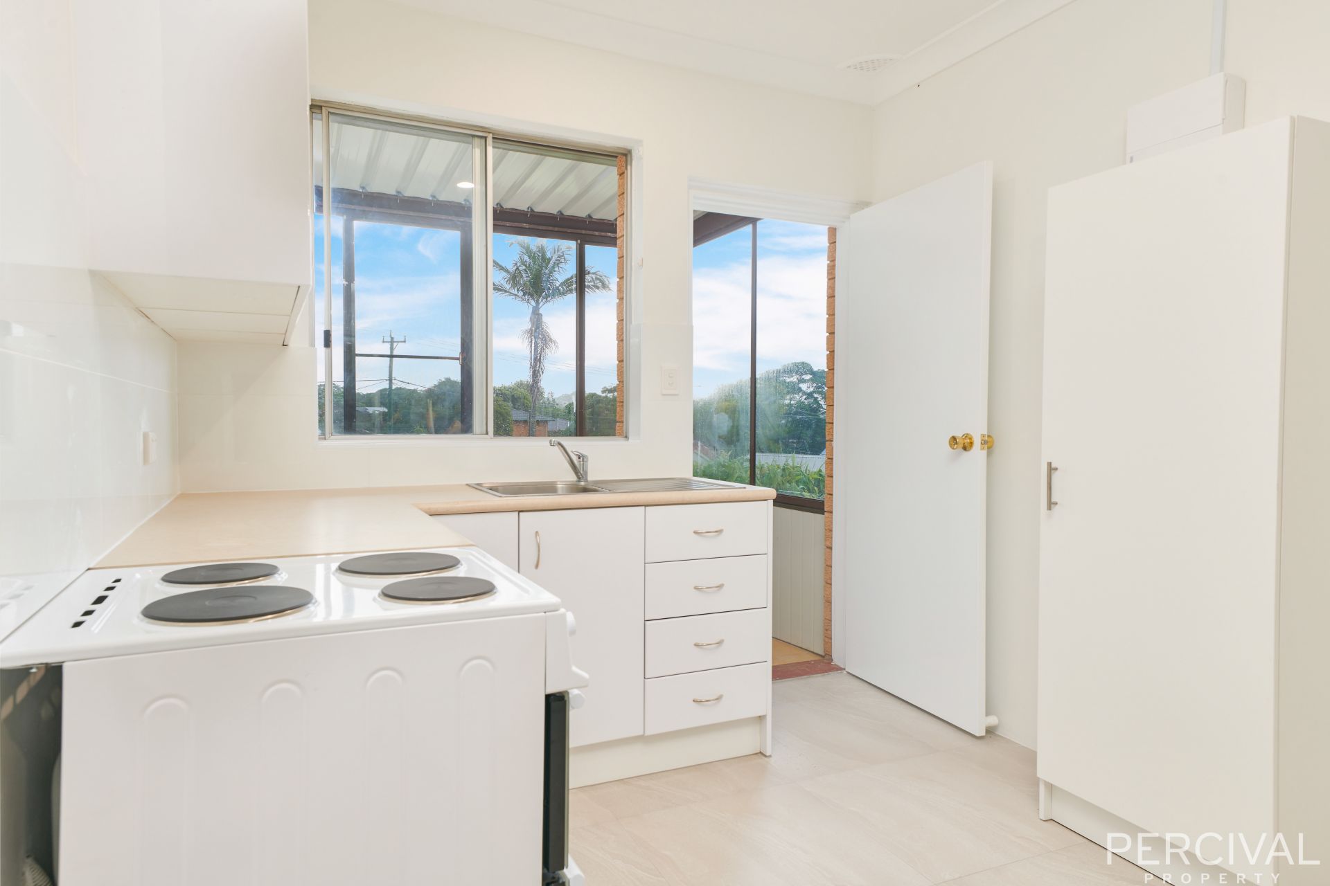 4/3 Oxley Crescent Port Macquarie NSW, Port Macquarie - Thumbnail 3
