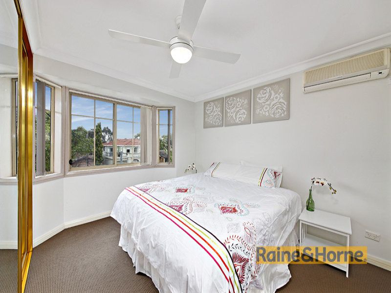 Real Estate For Sale 34 Karuah Street Greenacre , NSW