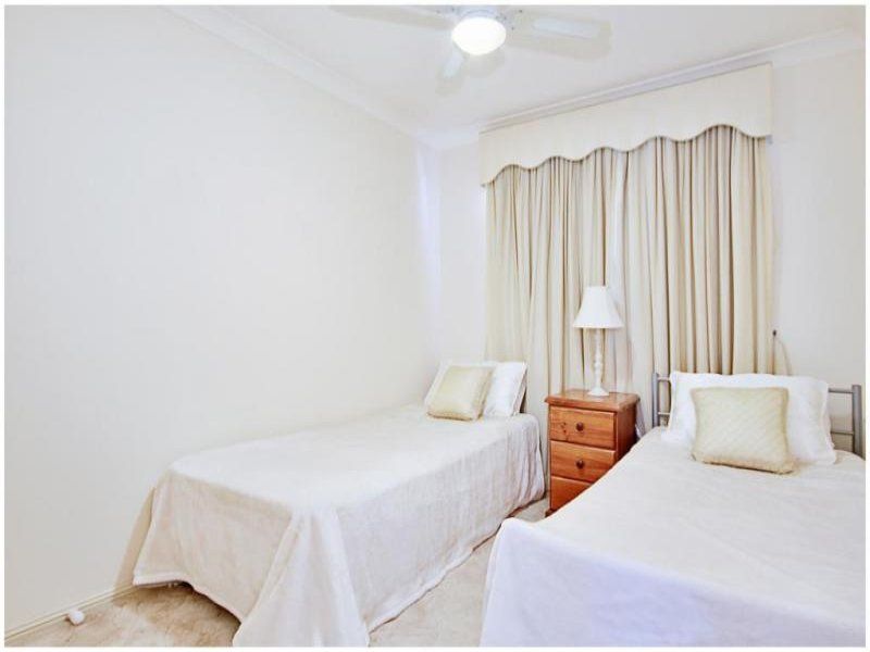12 Toll House Way, Windsor - Thumbnail 8
