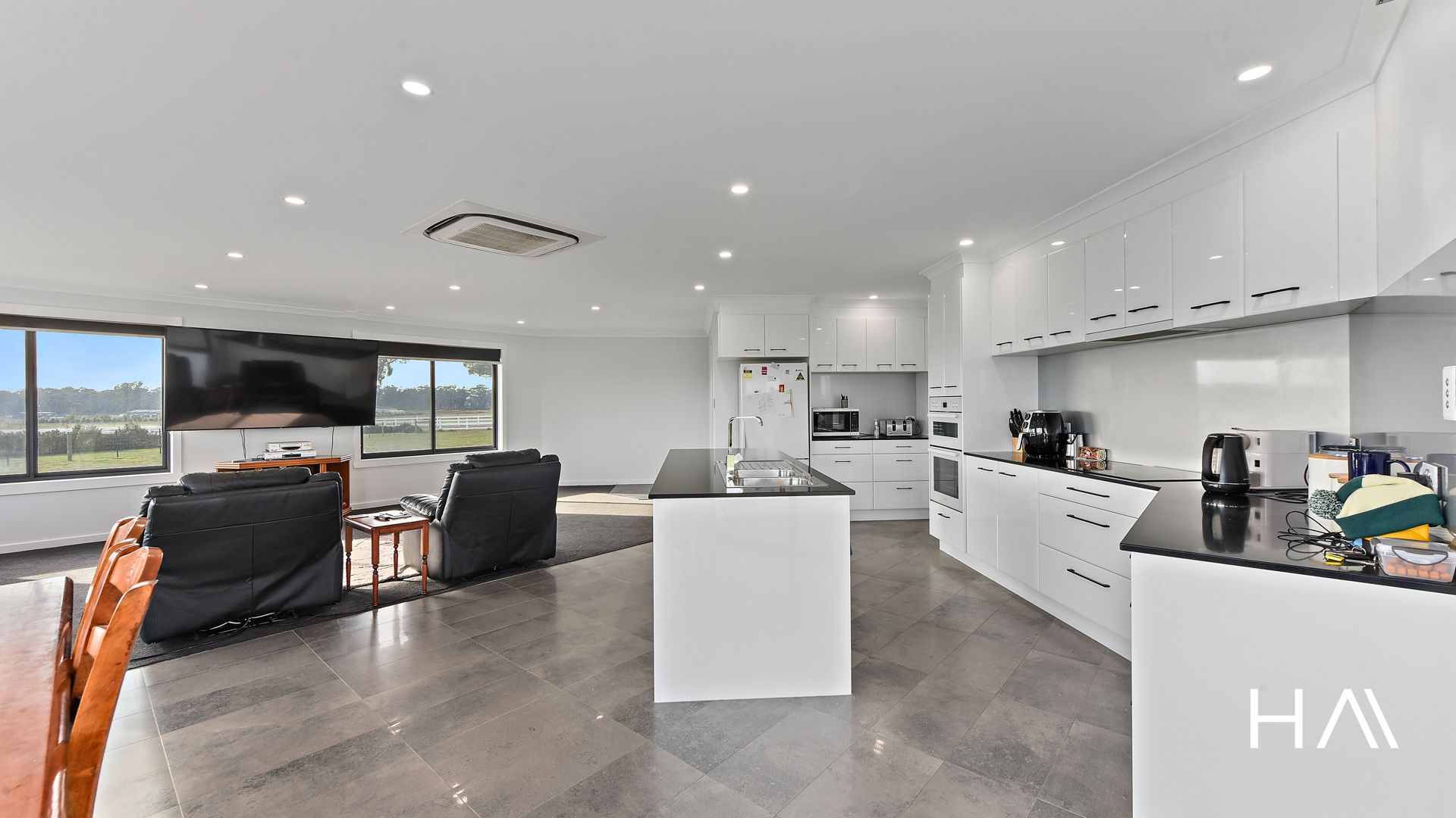 11 Charlies Lane Carrick, Carrick - Thumbnail 8