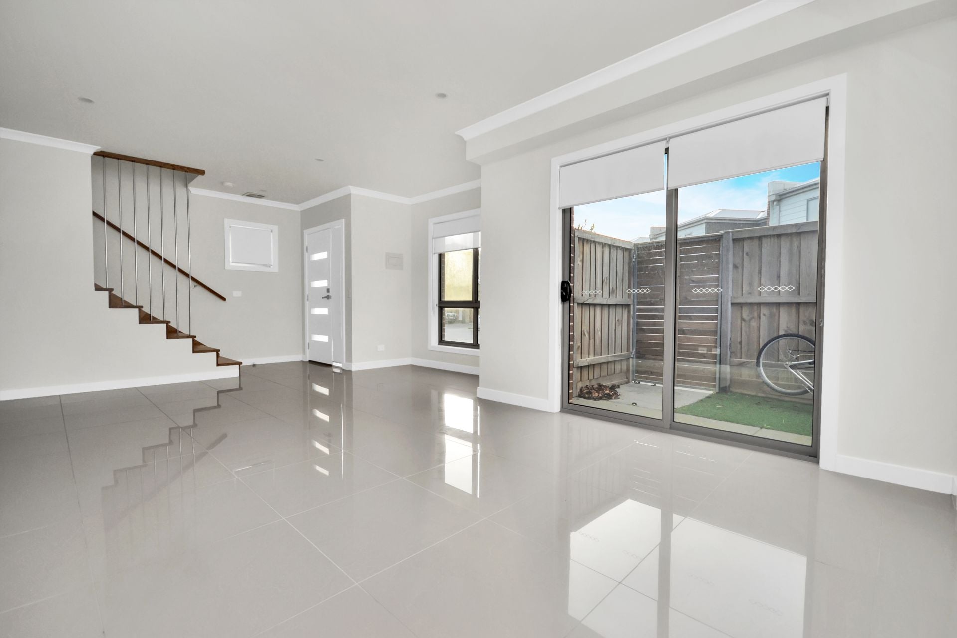 THREE BEDROOM CONTEMPORARY LIVING