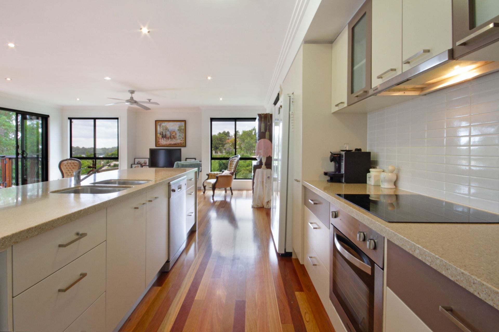 8 Shelly Court Nambour QLD, Nambour - Thumbnail 4