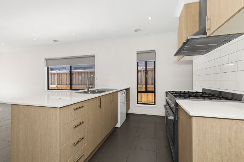 8 Guardian Street, Mickleham