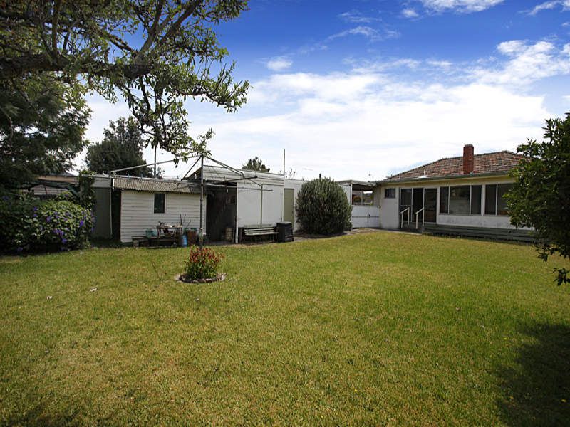 160 Queen Street, Altona - Thumbnail 3