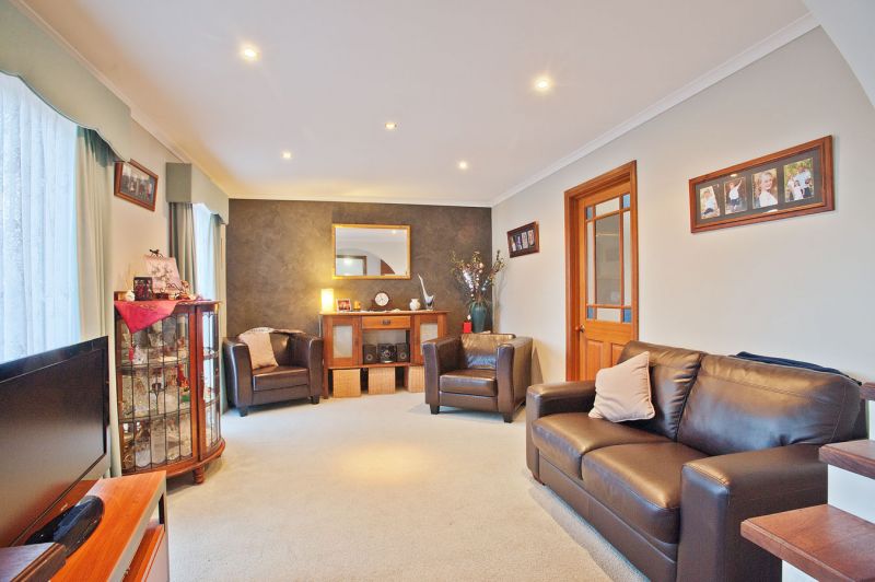 36 Cairns Drive, Bacchus Marsh - Thumbnail 3