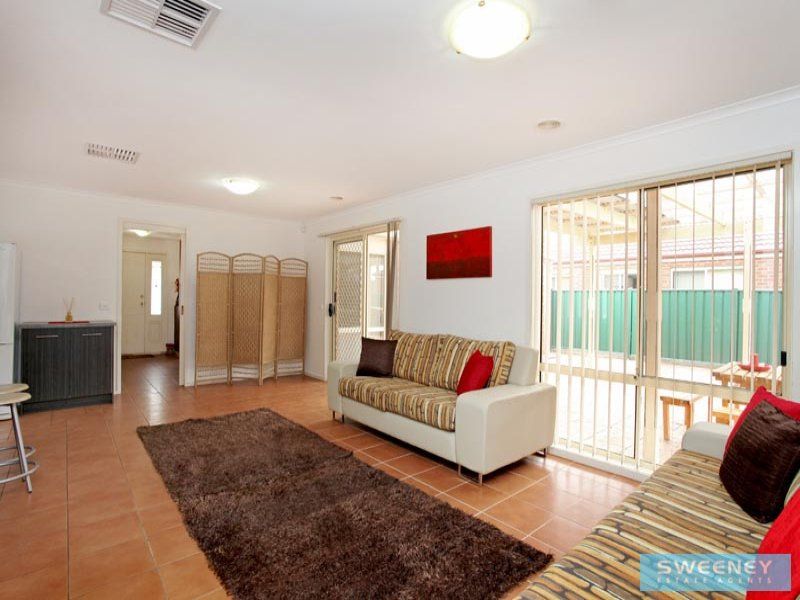37 Mockridge Avenue, Burnside - Thumbnail 6