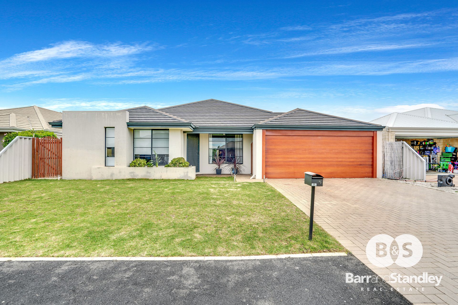 5 Frollet Way, DALYELLUP Barr and Standley Real Estate