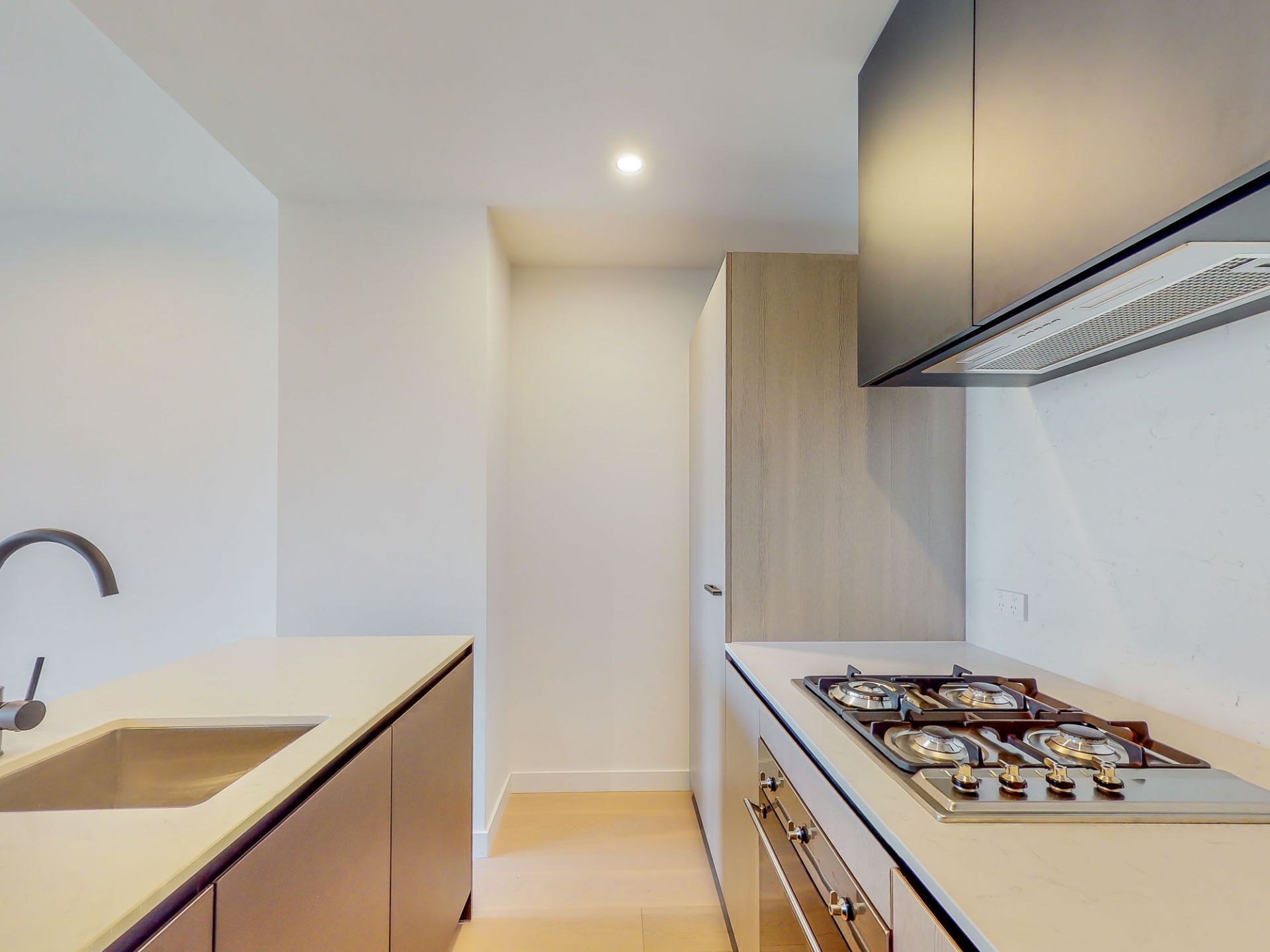 304/39 Park Street, South Melbourne - Thumbnail 2