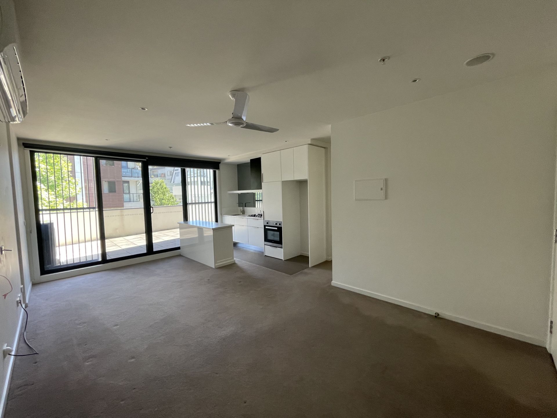 104/112-114 Pier Street, Altona - Thumbnail 4